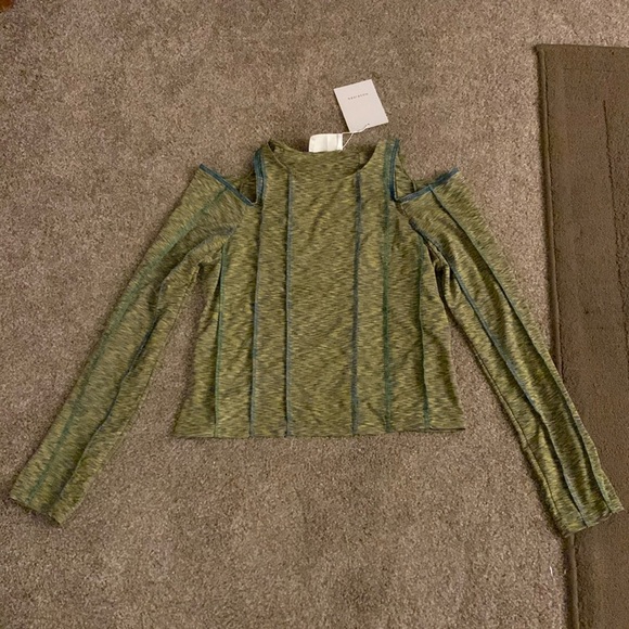 HOSBJERG MUSTARD DAFINE LONG SLEEVE - Picture 2 of 8